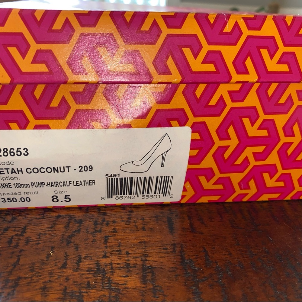 Tory Burch Tan and Brown Spotted Heels - Picture 4 of 4
